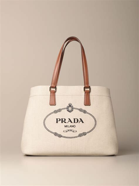 borsa donna prada space|borse prada donna 2023.